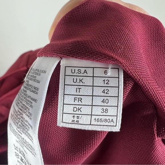 Brooks Brothers Red Ponte Knit Short Sleeve Sheath Dress Size 6 - Picture 4 of 5